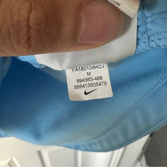 Manchester City 2018/2019 Jacket, Medium, Authentic, Soccer, Jersey - Picture 4 of 4